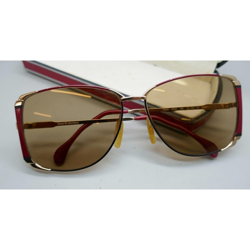 2191 - A pair of vintage Zeiss West Germany sunglasses, with a case