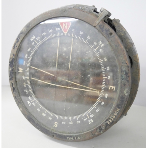 2215 - A P10 aircraft Royal Air Force compass, WWII, stamped with broad arrow