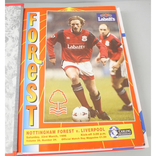 2246 - A large collection of Nottingham Forest football programmes in sixteen Forest programme folders. **P... 