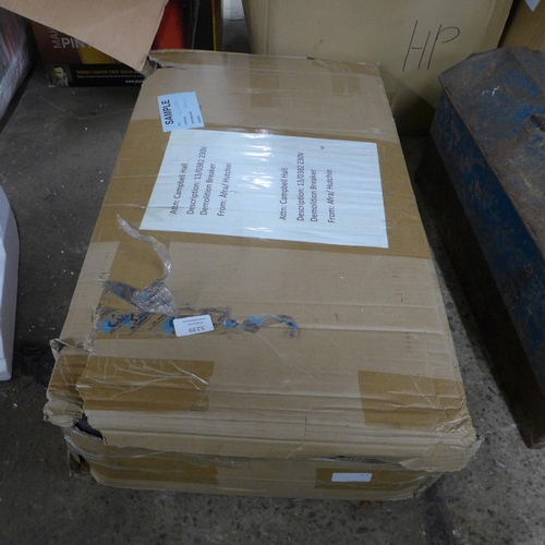 5239 - A boxed sample 230v demolition breaker ** This lot is subject to VAT