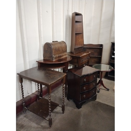 280 - A carved oak single drawer side table, a small mahogany serpentine chest, an oak barleytwist occasio... 