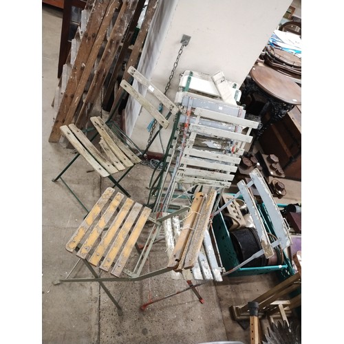 287 - Eight assorted folding garden chairs