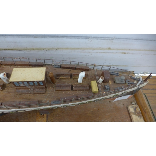 5248 - A model of the P.S Golden Eagle ship on wooden display stand