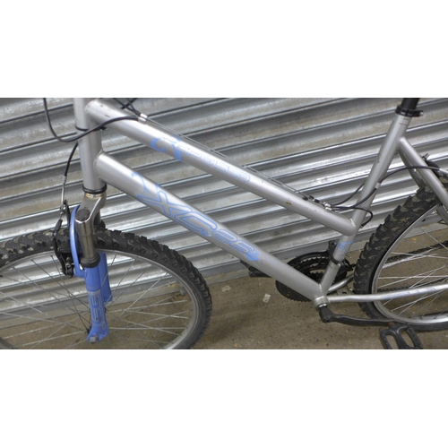 5129 - An Apollo XC26 ladies hard tail mountain bike