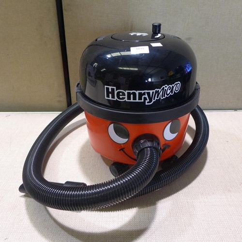 6039 - Henry Micro hi-flo vacuum cleaner, Original RRP £139.99 + VAT (351-327) *This lot is subject to VAT