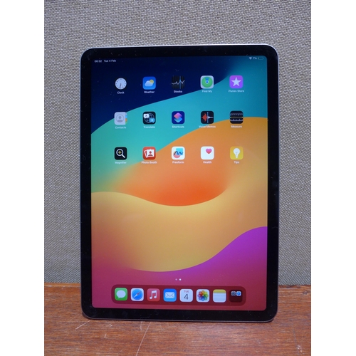 6068 - Apple iPad Air 11