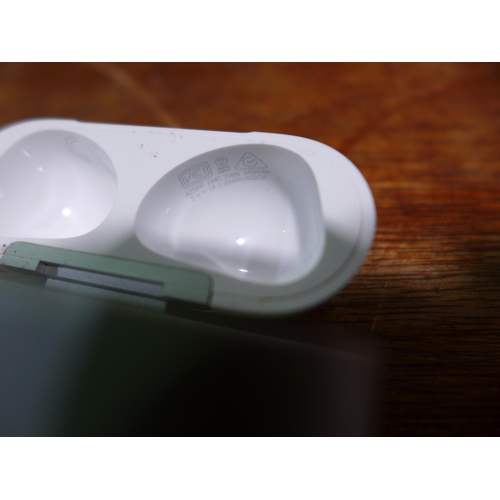 6090 - Apple AirPods with charging case (3rd generation) (352-87) *This lot is subject to VAT