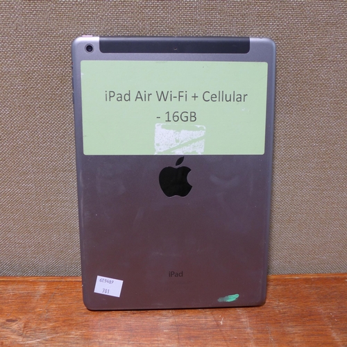 6131 - Apple iPad Air Space Grey 16GB (1st generation) model no: md791b/b (480-701) *This lot is subject to... 