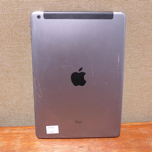 6133 - Apple iPad Air Space Grey 16GB (1st generation) model no: md791b/b (480-703) *This lot is subject to... 