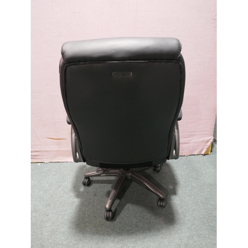 6242 - La-Z-Boy executive chair, Original RRP £179.99 + VAT (351-698) *This lot is subject to VAT