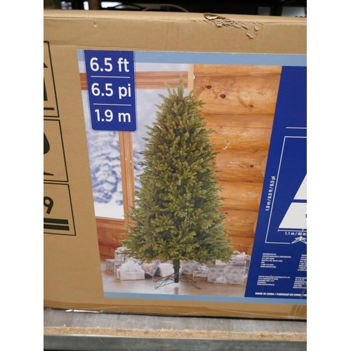 6282 - Aspen 6.5Ft unlit Christmas tree, Original RRP £187.49 + VAT (351-593) *This lot is subject to VAT