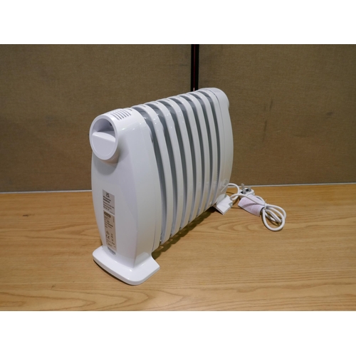 6300 - Delonghi oil filled small radiator (351-237) *This lot is subject to VAT