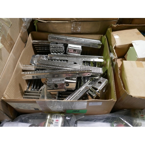 6315 - Quantity of miscellaneous items to include screws, anchor straps, clamps, bracket, etc. (KS-29) *Thi... 