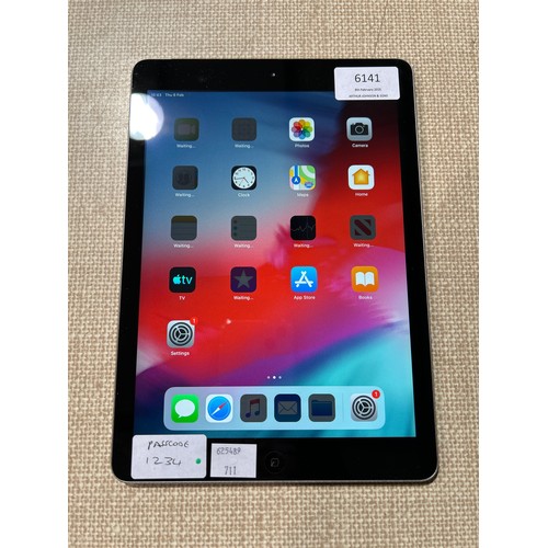 6141 - Apple iPad Air Space Grey 16GB (1st generation) model no: md791b/b (480-711) *This lot is subject to... 