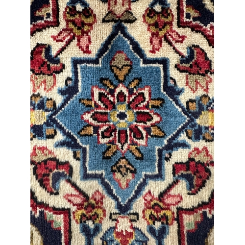 3019 - Fine hand woven Persian Kashan carpet 310cm/200cm