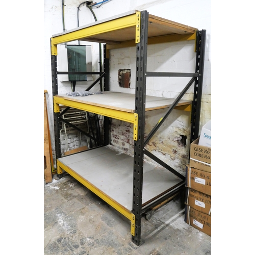 8001 - A Dexion heavy-duty pallet rack measuring 1.7m (H) x 1.95m (W) x 0.9m (D) with three reinforced 1