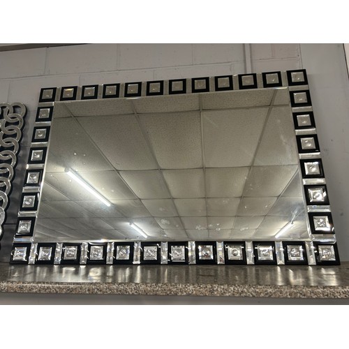 3142 - A large mirror with black squares