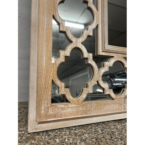 3167 - A wood lattice mirror - 120 x 80cm