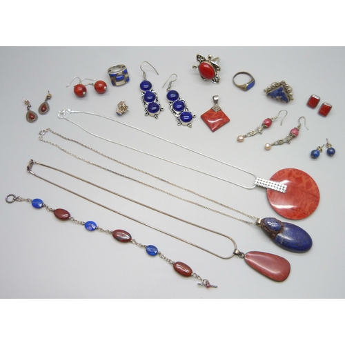 7067 - A collection of silver and white metal jewellery including pendants, earrings and rings, 127g total ... 