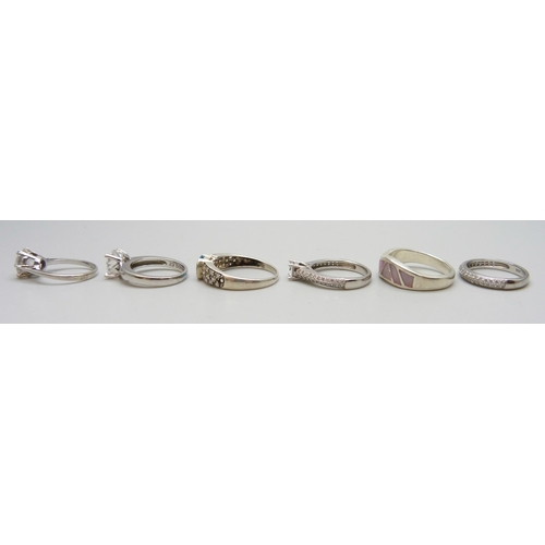 7093 - Six silver rings, 17g