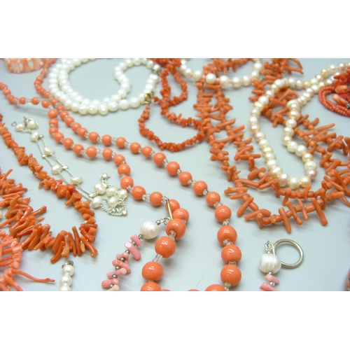 7131 - A collection of jewellery including coral, faux coral and pearls