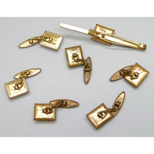 7140 - Three pairs of vintage cufflinks and a tie-pin depicting a horse's head