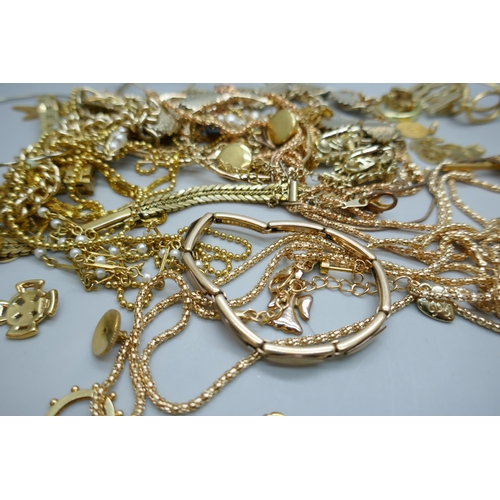 7164 - Rolled gold and gold-tone jewellery