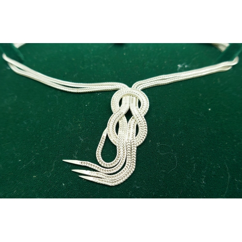 7168 - A silver necklace, 21g