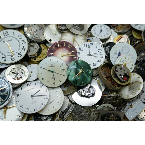 7183 - A collection of wristwatch movements and dials