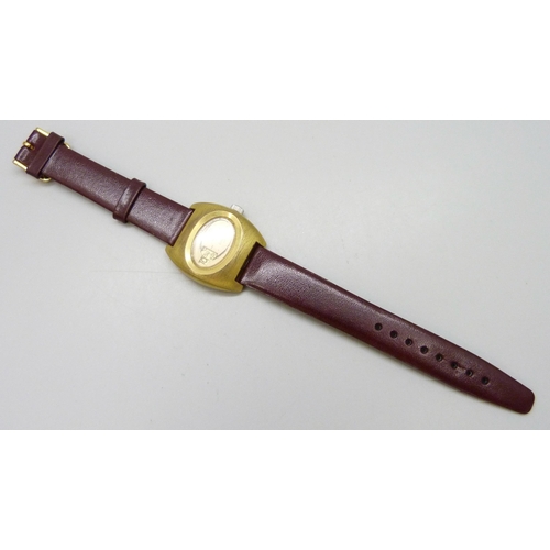 7201 - A Lanco digital wristwatch with leather strap, 32mm including crown