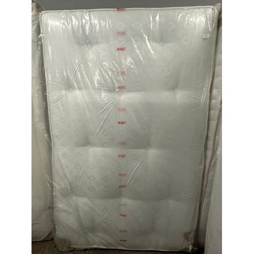 3121 - A 'silk' 4ft mattress