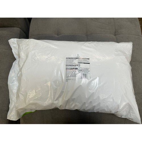 3210 - A pair of anti allergy soft comfort pillows