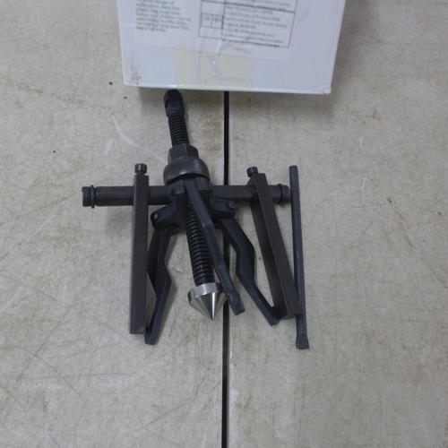 5007 - A pilot bearing puller, unused