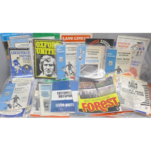 2057 - A collection of 80 football programmes, English and Scottish leagues, England and other Internationa... 