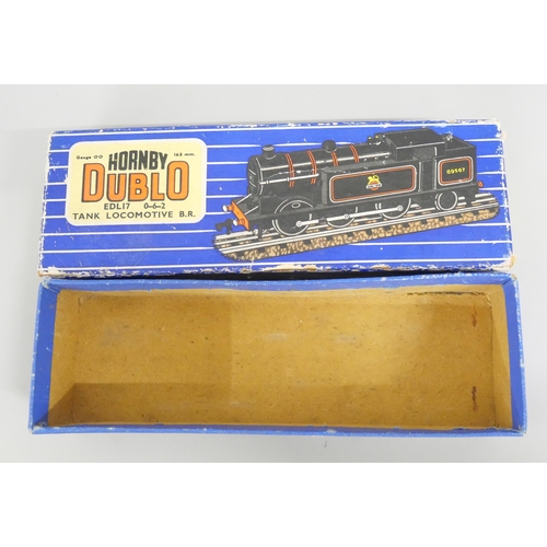 2133 - A collection of empty model rail boxes, all Hornby, together with a Meccano Hornby 6800 set, and a l... 