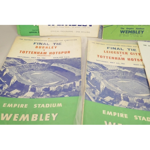 2200 - A collection of Football FA Cup Final programmes, 1946 x2, 1948, 1950, 1952 to 1957, 1959, 1961 to 1... 