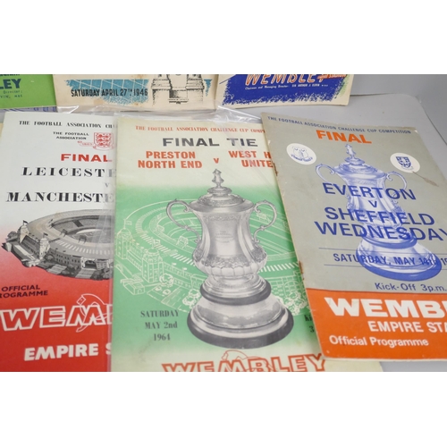 2200 - A collection of Football FA Cup Final programmes, 1946 x2, 1948, 1950, 1952 to 1957, 1959, 1961 to 1... 