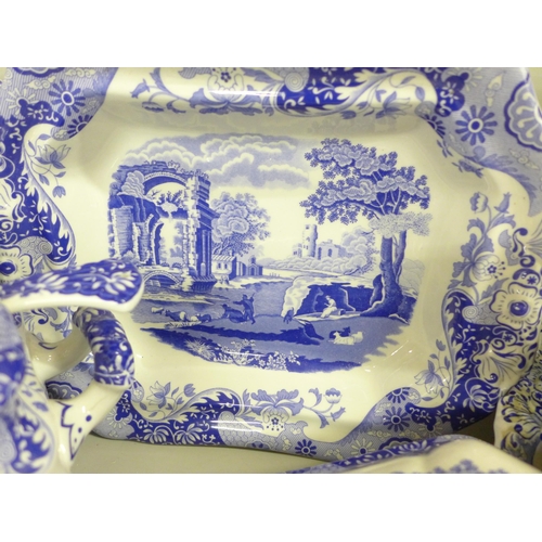 2335 - A Copeland Spode Italian blue and white soup tureen and ladle, and four covered vegetable dishes **P... 