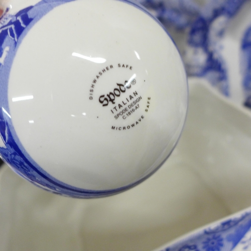 2335 - A Copeland Spode Italian blue and white soup tureen and ladle, and four covered vegetable dishes **P... 