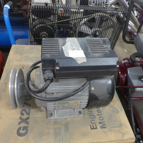 5142a - A boxed Honda GX270 engine and a Clarke Motor single phase induction motor* This lot is subject to V... 