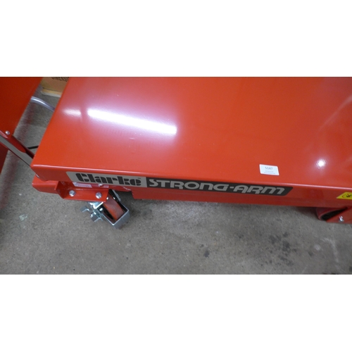 5147 - A Sample Clarke Strong-Arm SPA350 350kg capacity hydraulic lifting table* This lot is subject to VAT