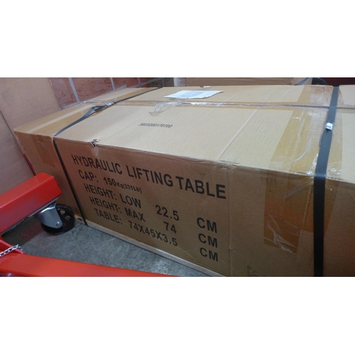 5148 - A Sample Clarke Strong-Arm SP150 150kg capacity hydraulic lifting table* This lot is subject to VAT