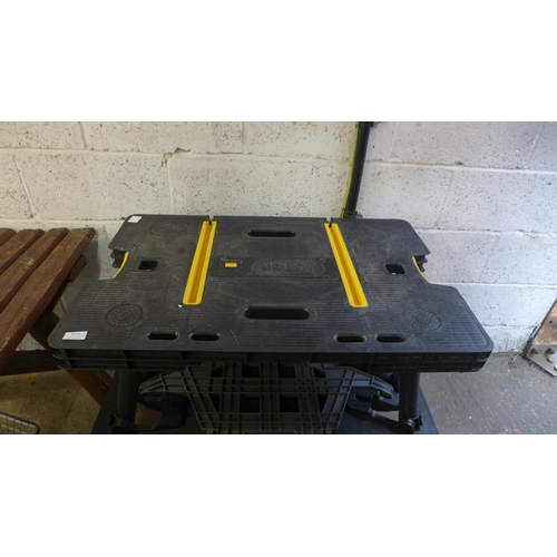5172 - A Keter plastic folding work table