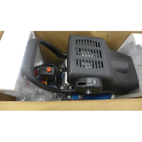 5174 - A boxed sample Workzone 2.5hp 24 litre air compressor * This lot is subject to VAT