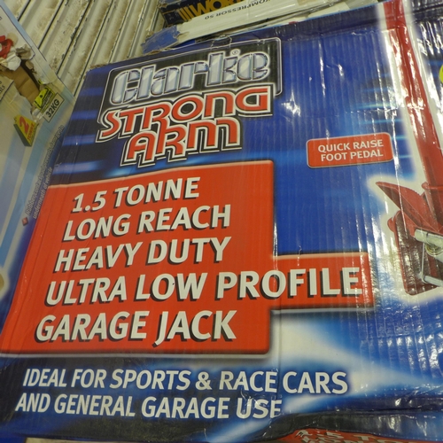 5181 - A boxed sample Clarke Strong-Arm CTJ1500QULP 1.5 ton long reach heavy duty ultra low profile garage ... 