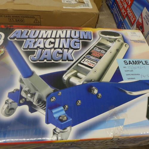 5186 - A boxed sample Clarke Racing CTJ1250AB 1.25 ton aluminium racing jack*  This lot is subject to VAT