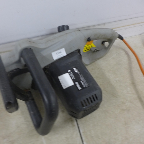 5196 - A Titan TTL758CHN, 240V electric chainsaw