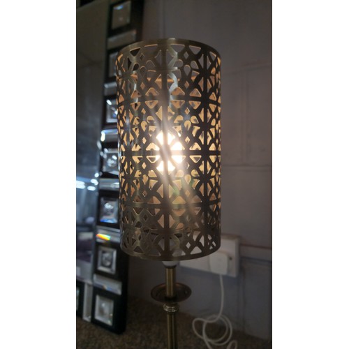 3131A - Brass coloured table lamp with Moroccan style metal shade