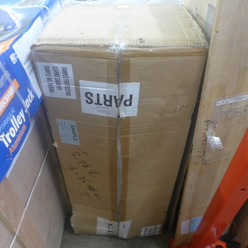 Lot 5239      
