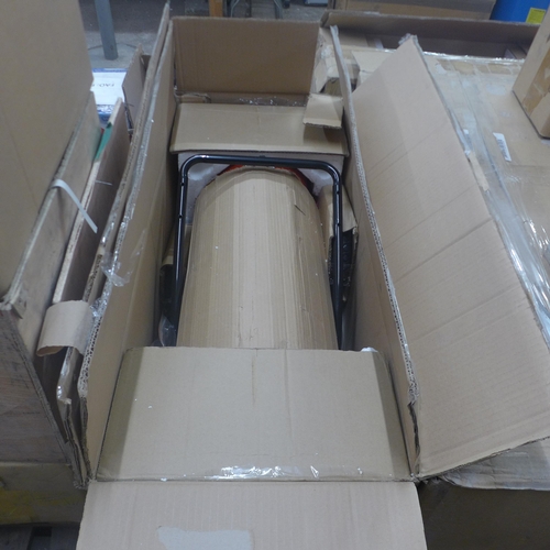 Lot 5251      
